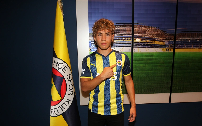 Fənərbağça növbəti transferini gerçəkləşdirib