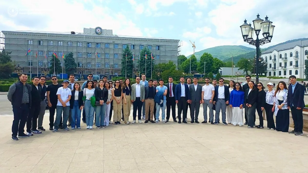 XİN könüllüləri Xankəndi və Şuşaya səfər ediblər