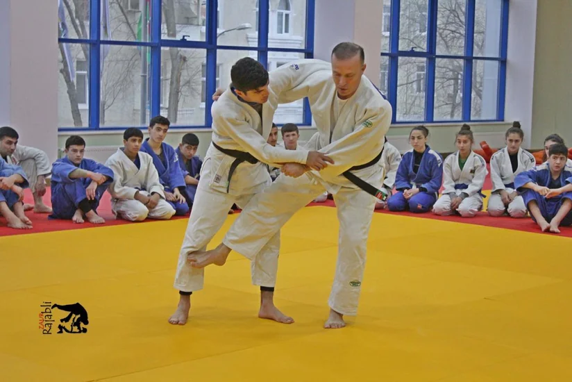 Sumqayıtda cüdo hakimləri üçün seminar keçirilib