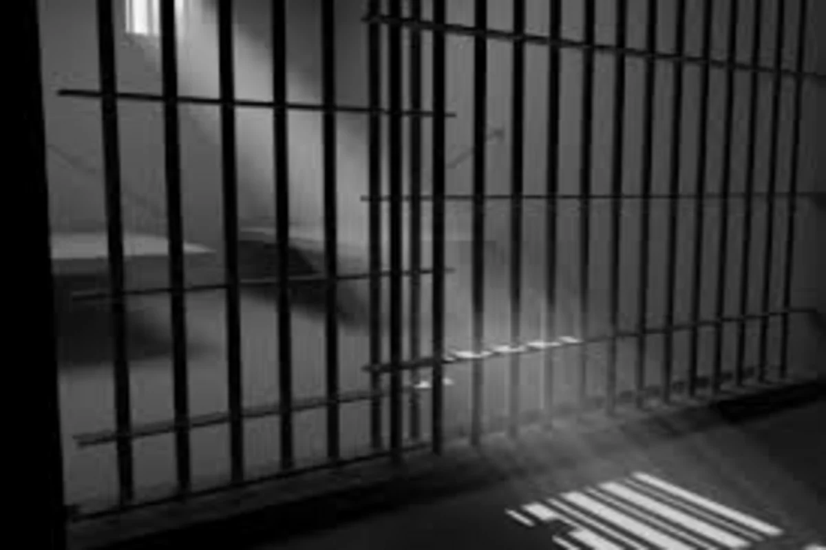При побеге из тюрьмы Кот-д`Ивуара погибли 10 человек