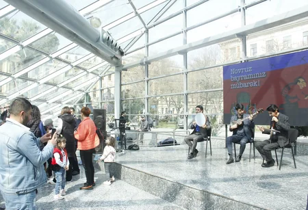 Bakı metrosunda retro vaqonlar nümayiş etdirilir