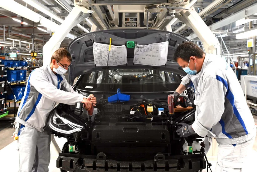 Almaniyada istehsal cüzi artıb