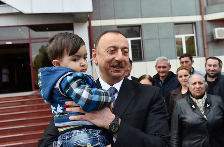 Supreme Commander-in-Chief Ilham Aliyev visits wounded servicemen at Central Military Clinical Hospital