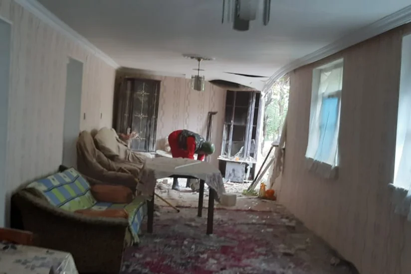 Cəbhəboyu ərazilərdə raket başlığı və top mərmisinin qalıqları aşkarlanıb