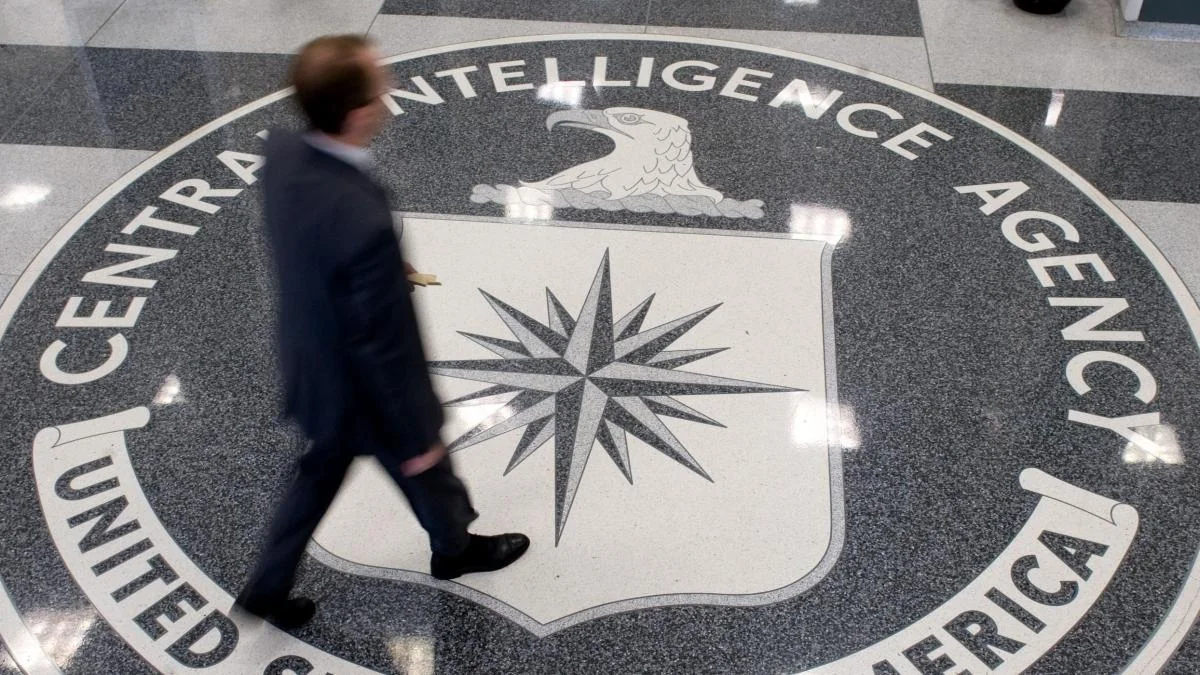 FBI and CIA launch joint investigation into leakage of classified information