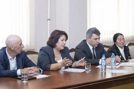 Fermerlər Şurasının növbəti toplantısı keçirilib