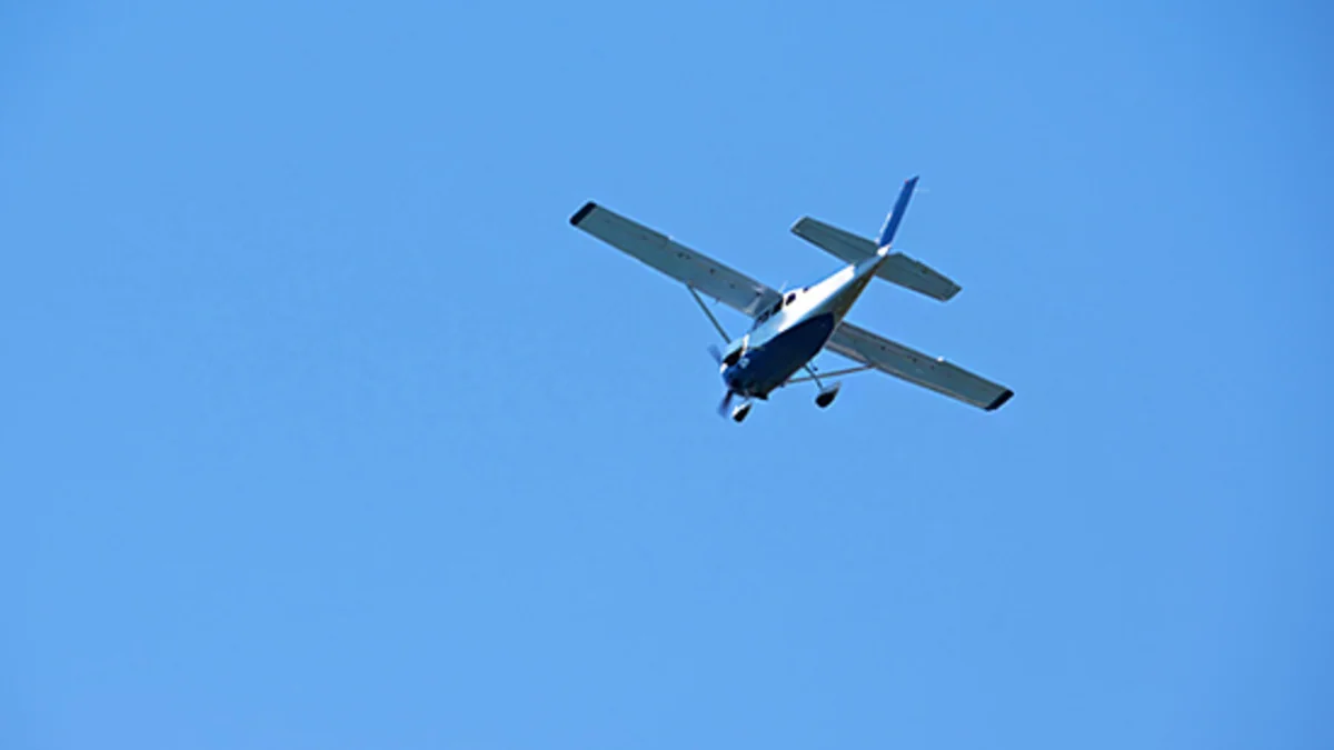 ABŞ-da təyyarə qəzaya uğrayıb, 3 nəfər ölüb