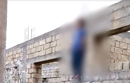 ​Abşeronda itkin düşən 19 yaşlı gənc asılmış vəziyyətdə tapılıb
