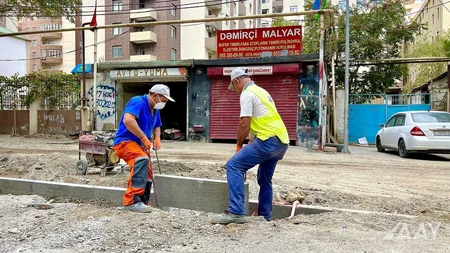 Bakının Məsud Əlizadə küçəsi təmir edilir