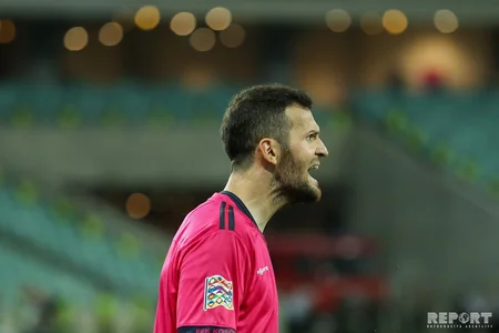 Azərbaycan yığması UEFA Millətlər Liqasındakı ilk oyununda heç-heçə edib - FOTOREPORTAJ