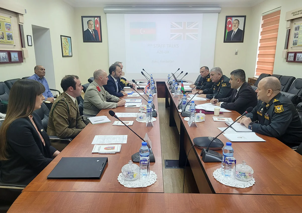 Azerbaijani, UK Defense Ministries hold staff talks