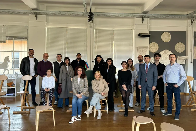 Milanda Azərbaycan vətəndaşları üçün səyyar konsulluq xidməti fəaliyyət göstərib