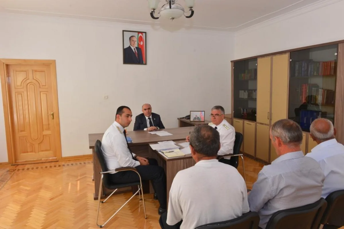 Baş prokuror Balakəndə vətəndaşları qəbul edib