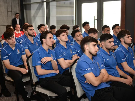 AFFA rəhbərliyi U-21 millisinin düşərgəsini ziyarət edib