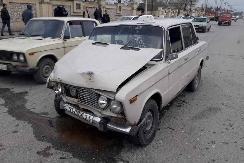 В Кюрдамире столкнулись легковые автомобили : есть пострадавшие