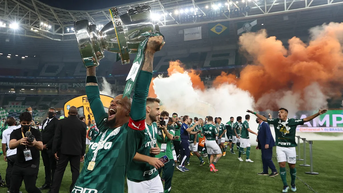 Qalatasarayın sabiq futbolçusu Braziliya klubundan ayrılıb