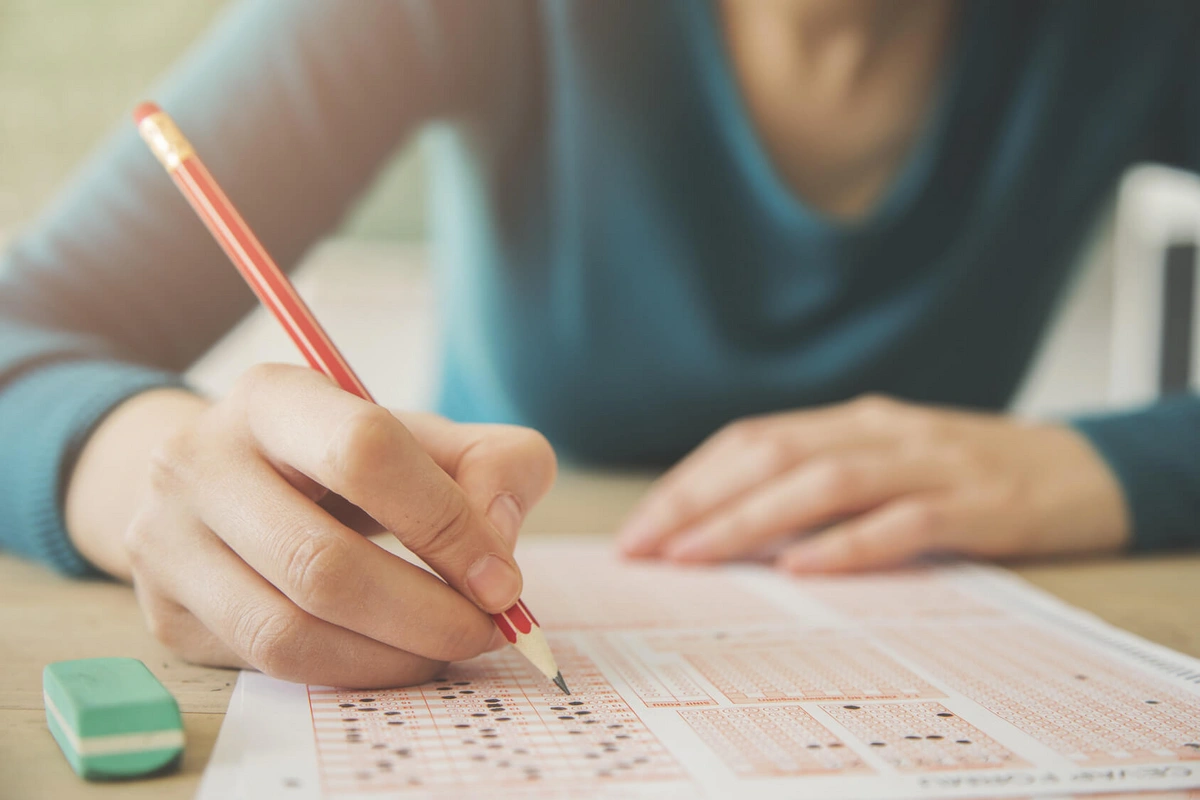 Dövlət qulluğuna qəbul üzrə test imtahanı keçirilir - YENİLƏNİB