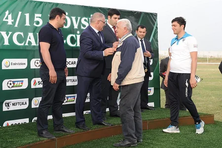 ​Futbol üzrə I Divizionun qalibi mükafatlandırılıb