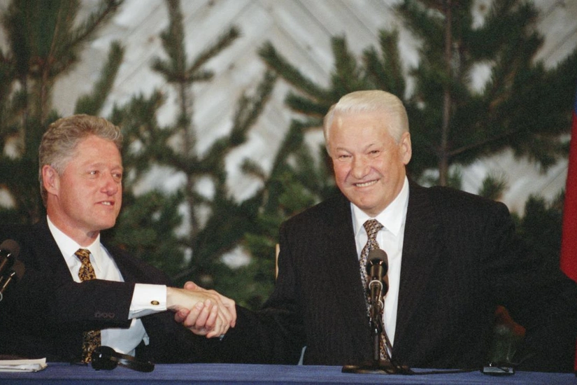 В Германии опубликовали секретные документы об идее вступления РФ в НАТО