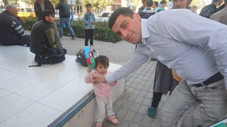 Parlament jurnalistləri cəbhə bölgəsində bayraq aksiyası keçiriblər - FOTOREPORTAJ
