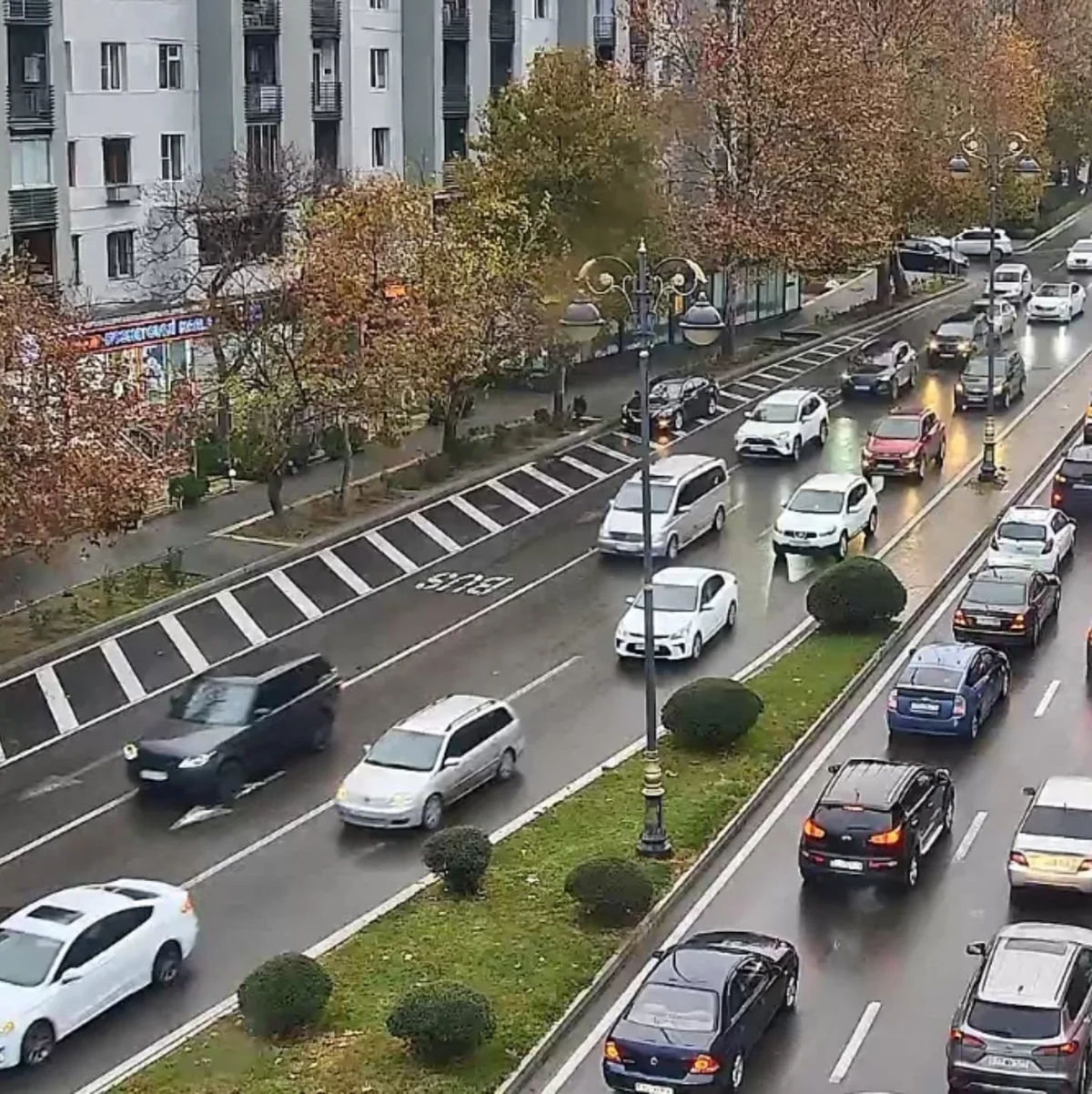 Bakıda tıxac olan yollar açıqlanıb - SİYAHI