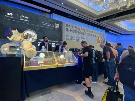 “AzerGold”un sikkələri Honkonq Beynəlxalq Numizmatika Sərgisində təqdim olunub
