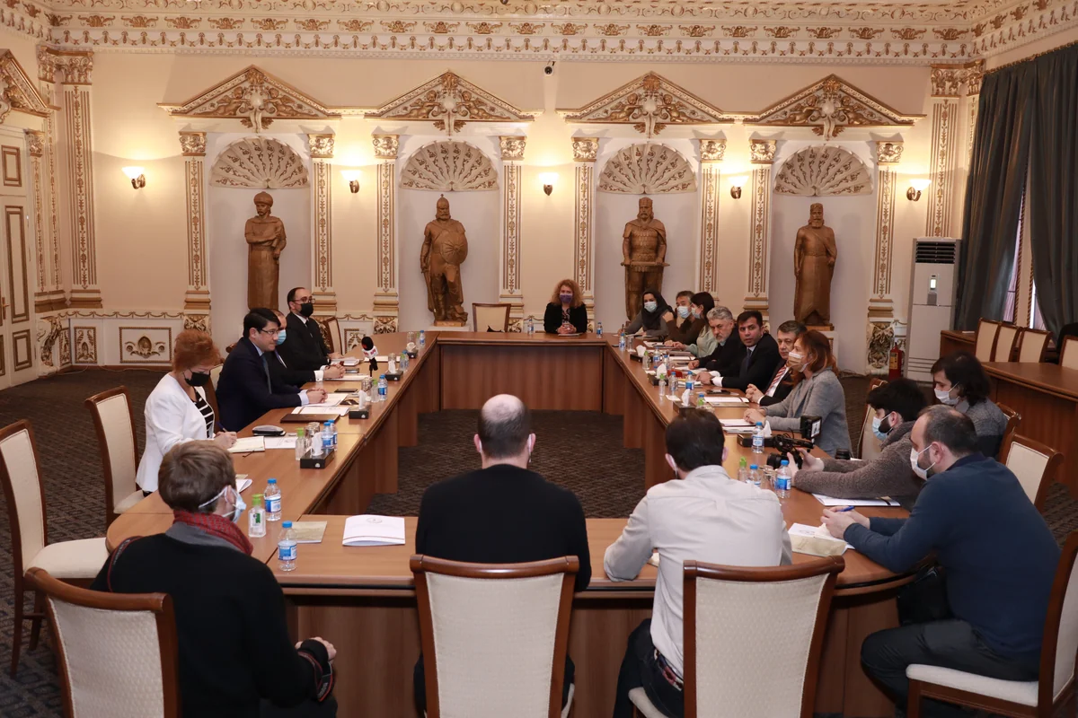 Xarici jurnalistlər Diasporla İş üzrə Dövlət Komitəsində olub