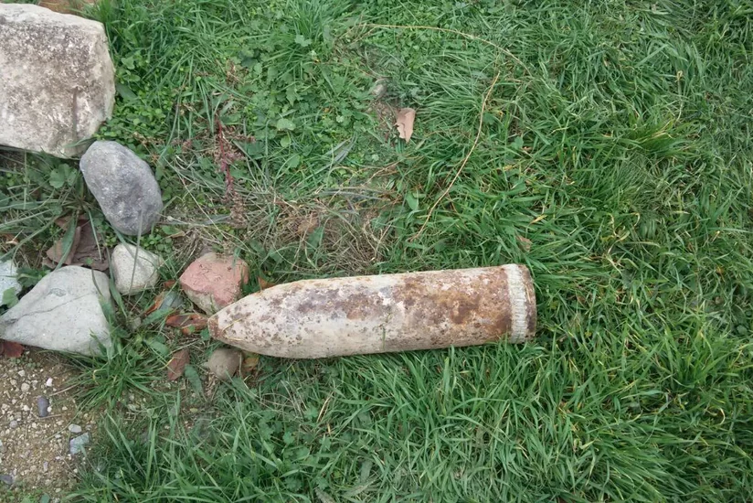 Gəncədə partlamamış top mərmisi tapılıb