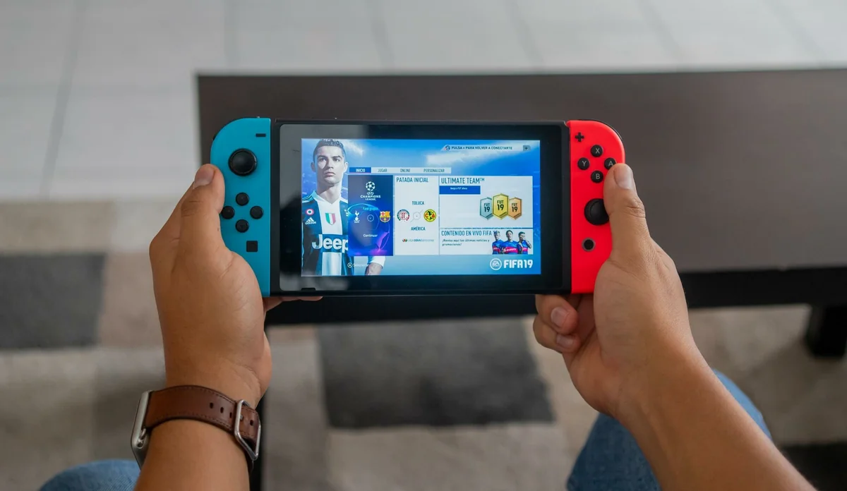 Nintendo планирует увеличить производство Switch до 30 млн приставок в год
