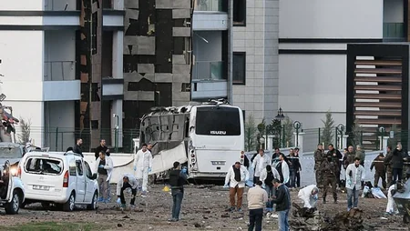 Теракт в турецком Диярбакыре: 7 полицейских погибли, 27 человек ранены - ВИДЕО - ОБНОВЛЕНО 2