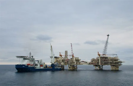 BP заключила многомиллионный контракт на использование судна “Ханкенди” в операциях на Каспии