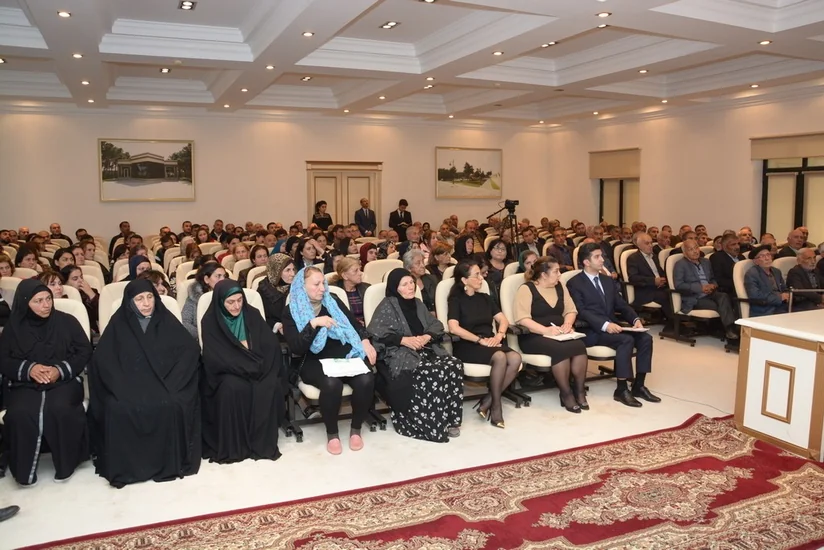 İcra başçısı Türkanda sakinlərlə görüşüb
