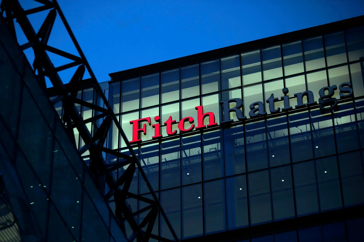 “Fitch”: OPEC+ ölkələrinin hasilatı azaltmaq qərarı qıtlığa səbəb ola bilər