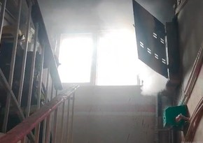  Sumqayıtda yaşayış binasında yanğın olub