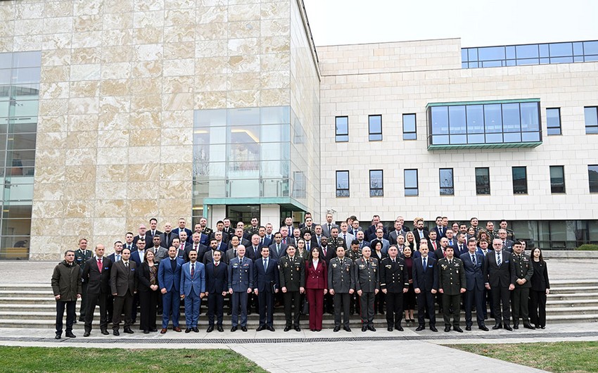 NATO Müdafiə Kollecinin “Ali kurs” heyəti Azərbaycanda səfərdə olub