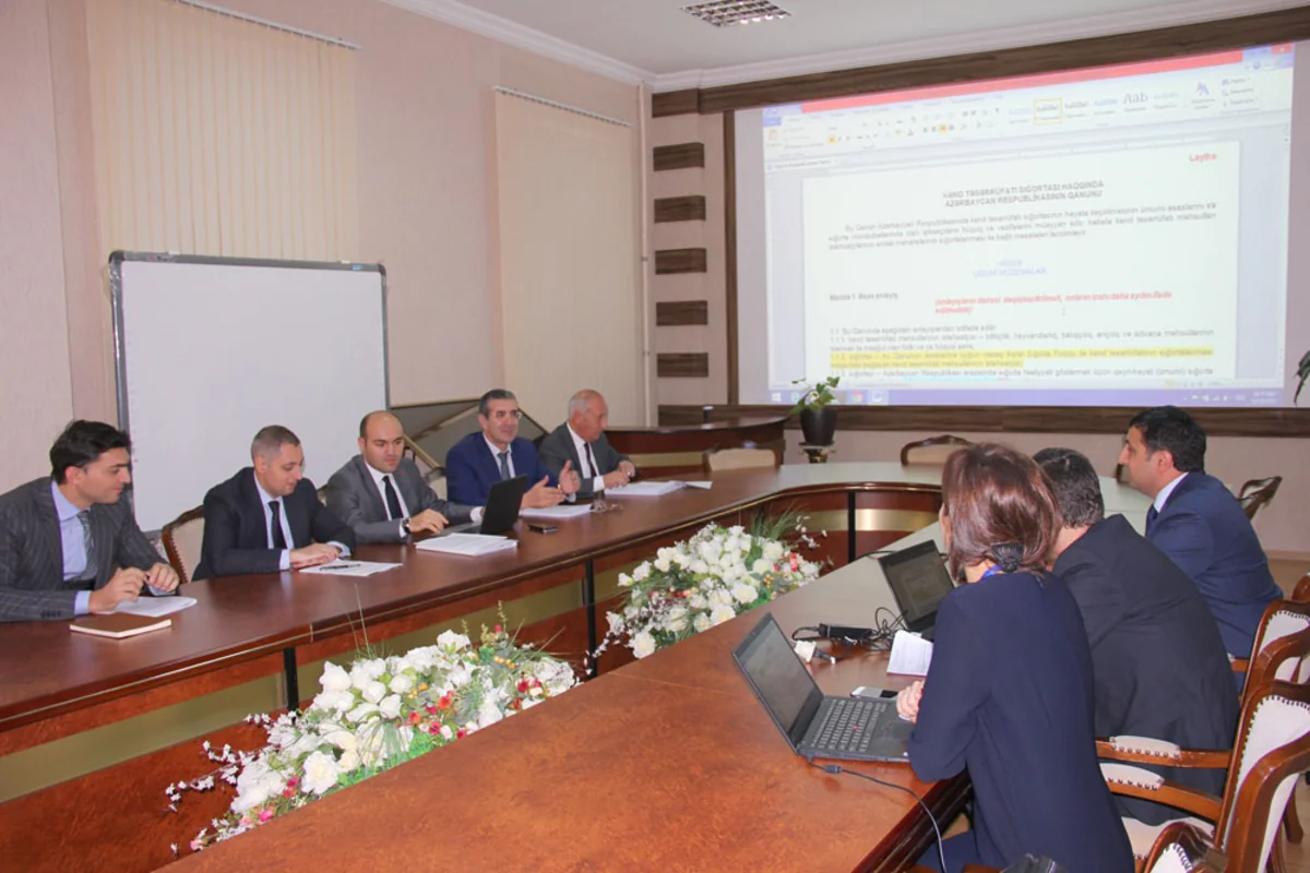 Kənd təsərrüfatında sığorta sistemi ilə bağlı mövcud qanunvericiliyin təkmilləşdirilməsi müzakirə edilib