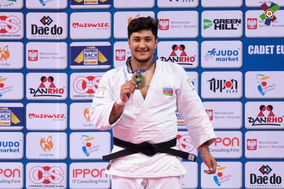 EYOF: Azərbaycan cüdoçusu qızıl medal qazanıb