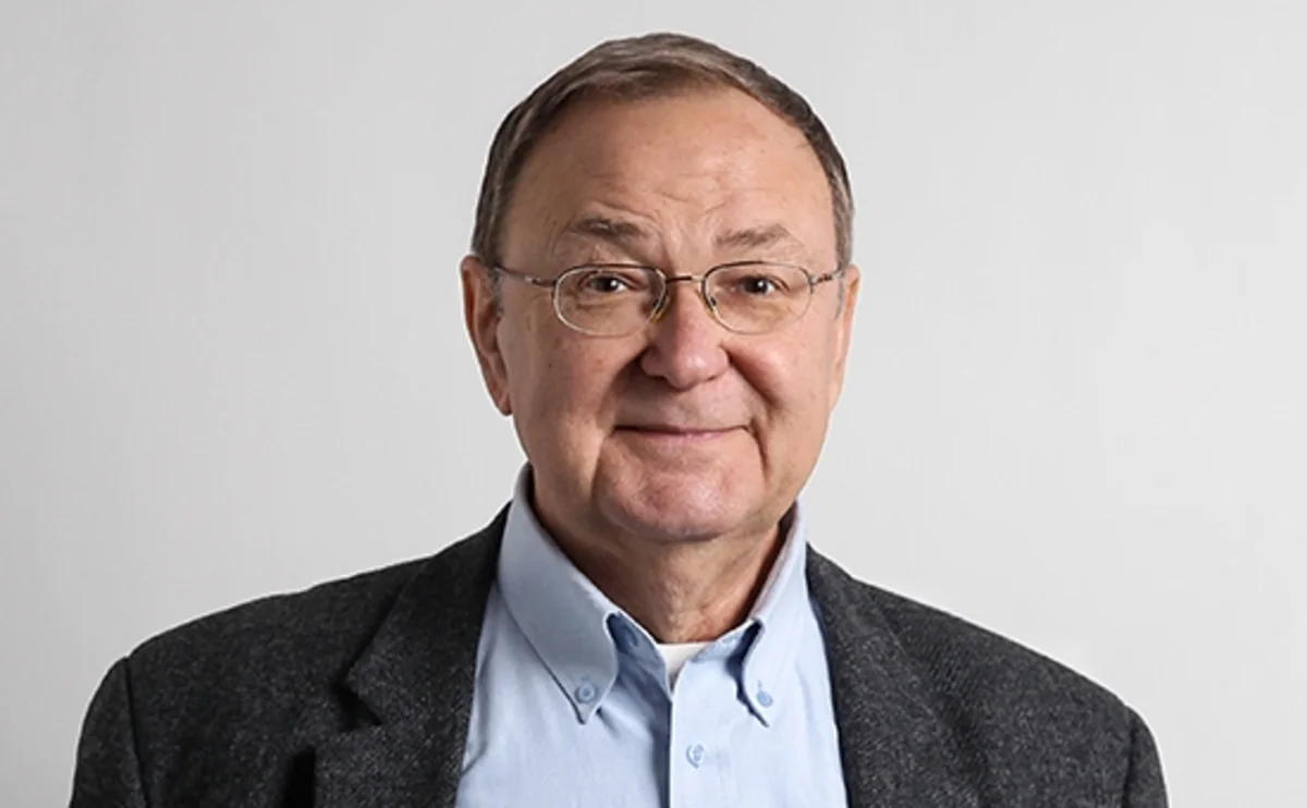 Rusiyalı ekspert: Rubl etibarsız valyutadır