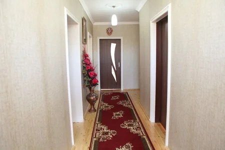 Müharibə əlilləri və şəhid ailələrinə yeni fərdi yaşayış evləri verilib