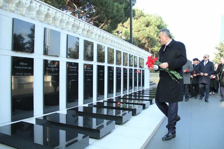 28 dekabr - Vəkil günü münasibətilə silsilə tədbirlər keçirilib