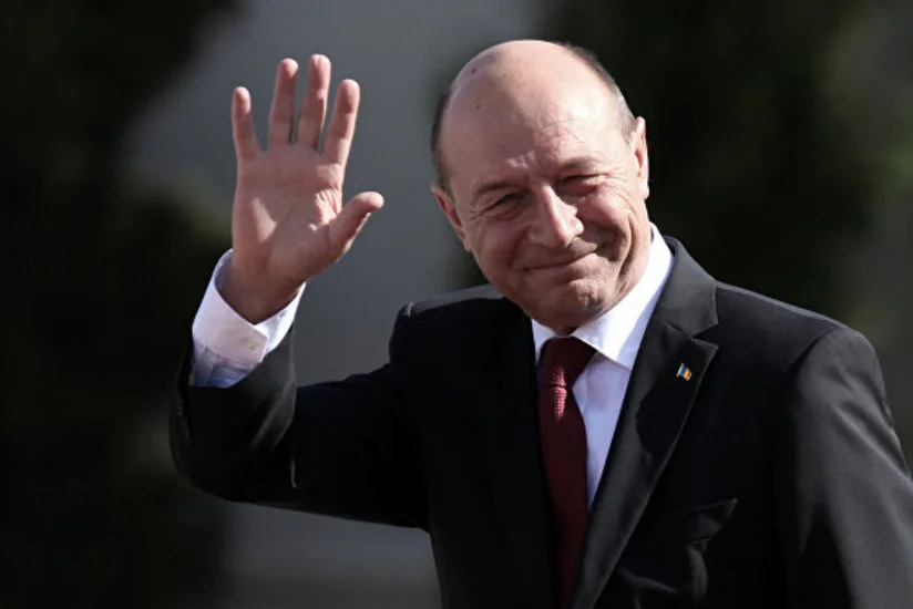 Экс-президент Румынии Басэску лишен гражданства Молдовы