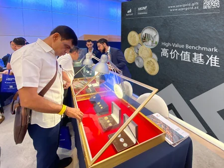 “AzerGold”un sikkələri Honkonq Beynəlxalq Numizmatika Sərgisində təqdim olunub