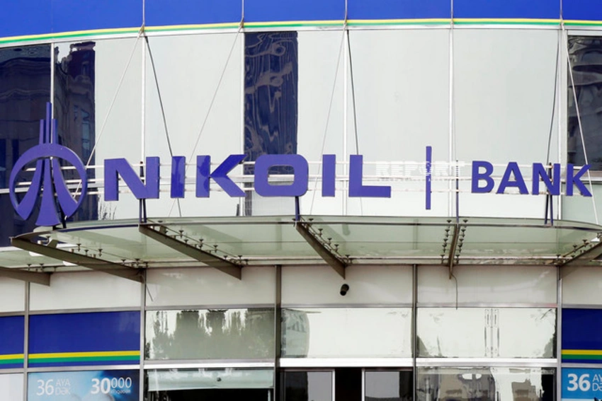 “Topaz Investment” “Nikoil Bank”dakı payını 96%-ə çatdırıb