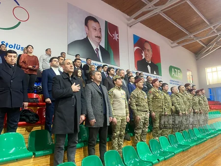 Protezlə təmin edilən müharibə əlilləri arasında stolüstü tennis yarışı keçirilib