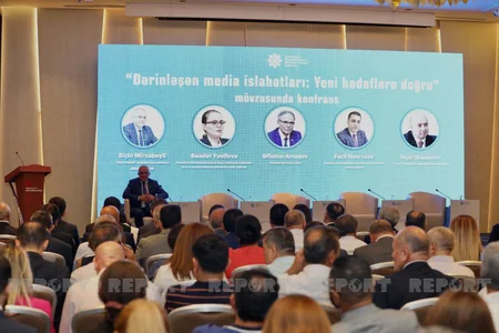 “Dərinləşən media islahatları: Yeni hədəflərə doğru” mövzusunda konfrans keçirilib
