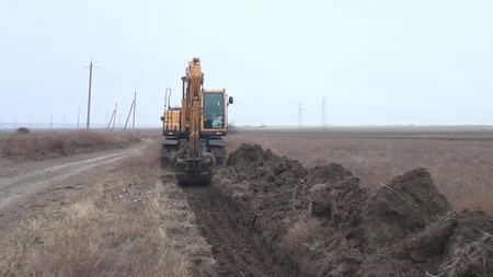 Azərbaycanda işğal dövründə yararsız hala düşmüş suvarma kanalı yenidən istifadəyə verilib