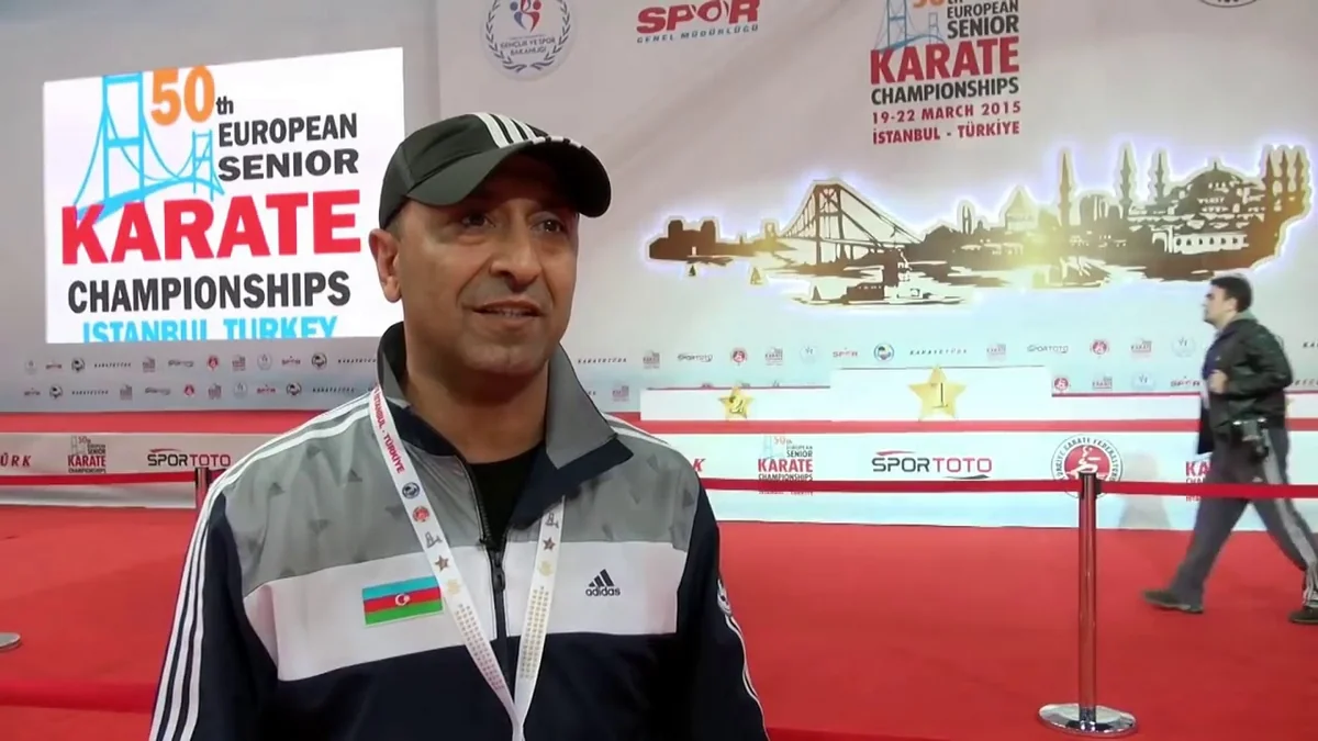 Azərbaycan millisinin baş məşqçisi: Premyer Liqada çox medal qazanmaq olmur