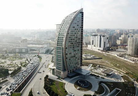 İlham Əliyev və Mehriban Əliyeva “The Ritz-Carlton Baku” hotelinin açılışında iştirak ediblər - YENİLƏNİB