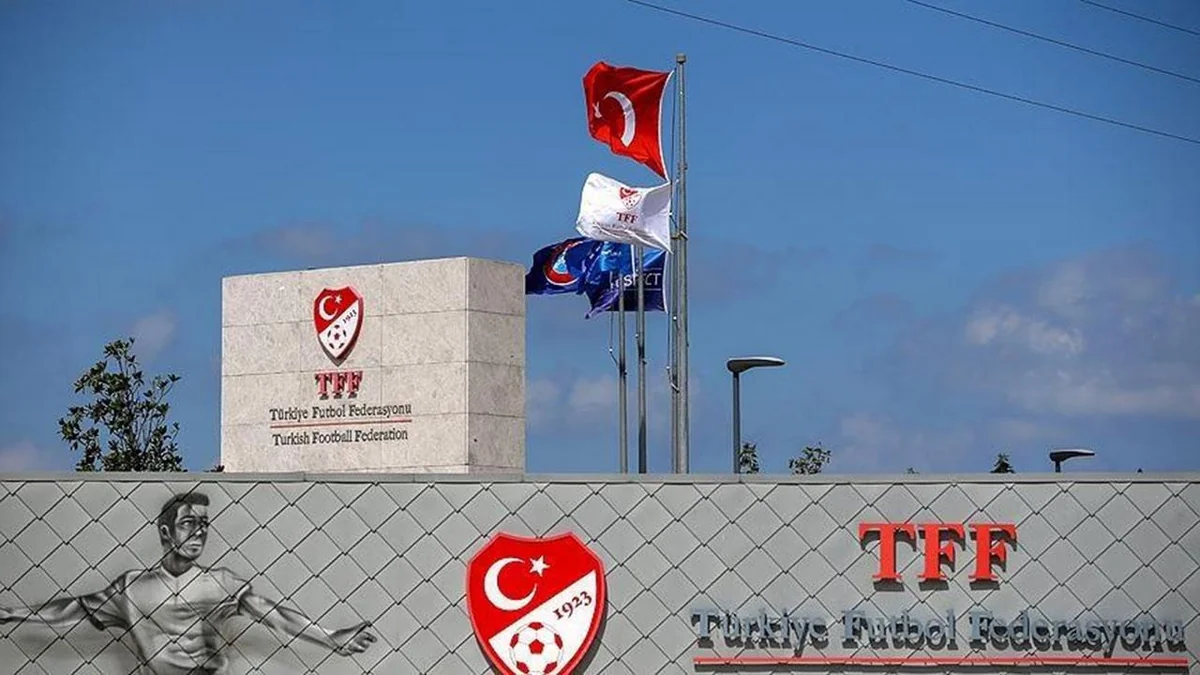 Türkiyə Super Liqasının 3 oyunu təxirə salınıb