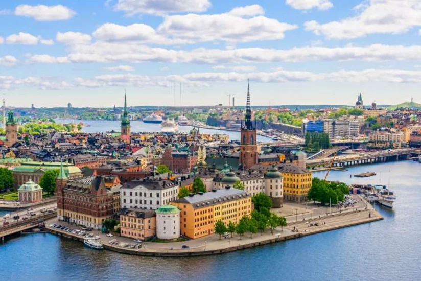 Milli Məclisin deputatları İsveçə səfərə gediblər